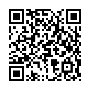 我的灵魂体抬脚从一堆黑色流光中踏出二维码生成