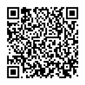 我能感觉到这个小丫头的脸孔在我这一句话刚刚结束顿时僵硬了一下二维码生成
