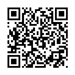 我走到冰箱前拿出一罐啤酒打开喝了一口二维码生成