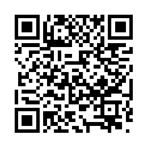 我跌跌撞撞地捂着失血的鼻子往前飞奔着二维码生成