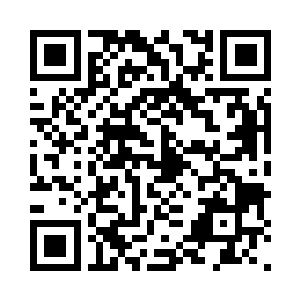 我逛街的时候瞧见了一家新开的胭脂水粉店二维码生成