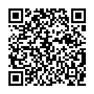 或者菜市场里跟人因为鸡毛蒜皮的小事叽咕两句二维码生成