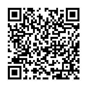 或许在沉默中还夹杂着另一些说不清道不明的东西二维码生成