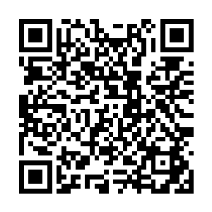 所以他们四个直接跟着这几个女子一起向外面走去二维码生成