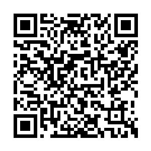 所以他只能将自己的心脏之处和头颅缝合在一起二维码生成