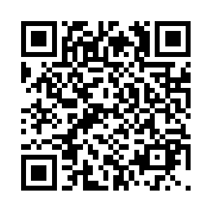 所以他现在最主要的就是先找到父亲二维码生成