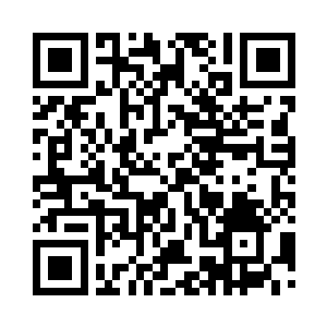 所以他立刻变化成对方的样子混入人群二维码生成