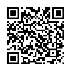 所以伸手轻轻地拍了一下自己在嘴二维码生成