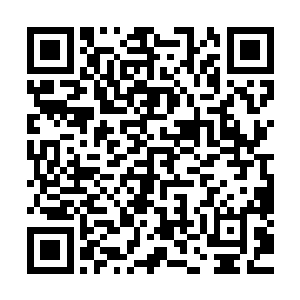 所以夏天也就是想要利用这种办法从魔兽群里面撕开一条口子二维码生成