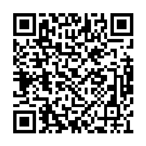 所以大家已经习惯了一个长着亚洲面孔的年轻人二维码生成