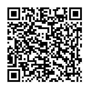 所以大家的第一反应都是扭头去卡纳禁区里是不是有曼城的球员在前插二维码生成
