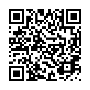 所以她只是淡定的站在秦方的身边二维码生成