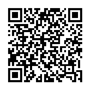 所以孙老板帮我介绍了邻近梨花村的村长俞淑仪给我认识二维码生成