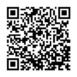 所以对于以后工作室很有可能会有一些歌手明星什么的出没二维码生成