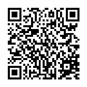 所以张璐涵在指导我们排练的时候把这一段演弄得更写意了一点二维码生成