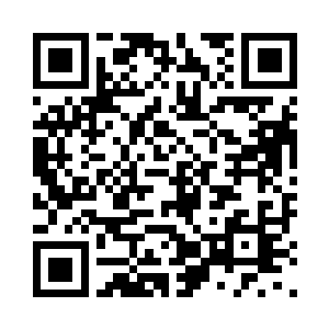 所以拍会结束之后林风就来到了拍会的后台二维码生成