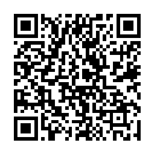所以杨开这一群人乘坐楼船离开并不是多么显眼的事二维码生成