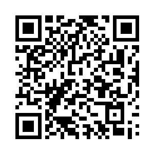 所以现在首要的任务是让你们摆脱他的控制二维码生成