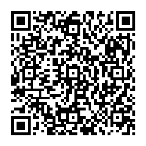 所以老爷子就特意用屋子里的圆木和稻草给大娘收拾了一个相对独立的小空间让她休息二维码生成