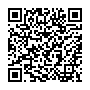所以街面的西方游客多看几眼就很容易被注意到二维码生成