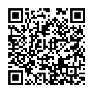 所以让我去把道观那尊祖师爷像用手机拍照下来二维码生成