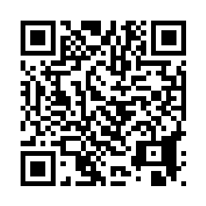 所有人的目光全都放在了他的手上二维码生成