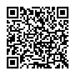 所有人都以为开业当天一定是锣鼓喧天的大场面二维码生成