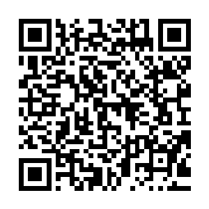 所有女生还感觉布尔维克身上似乎笼罩着一束耀眼的金色的阳光二维码生成