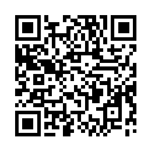 手中一把寒气袭人的灵剑闪烁着如水般的寒芒二维码生成