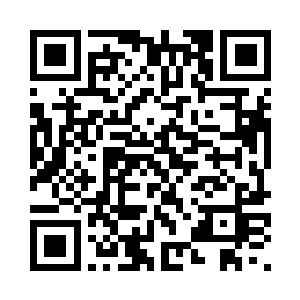 手中一抖一把长长的细剑握在手中二维码生成