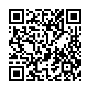 手中匕首飞速地在这个人脖子上面一划二维码生成