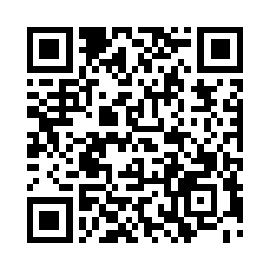 手中射出来的一根金丝线将铁药人给套了进去二维码生成