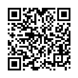 手中握着一把刀叉的他全速的扑向了苏凡二维码生成