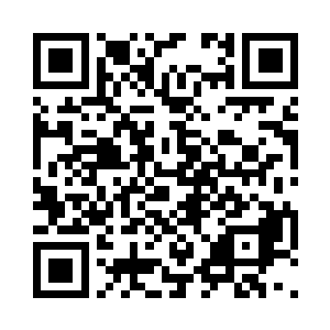 手中的螺旋刺就要对着地龙的脑袋刺过去二维码生成