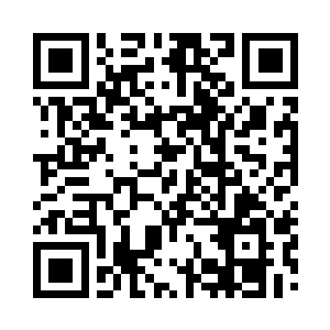 手写的稿纸仍然可以看出一些修改的痕迹二维码生成