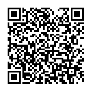 手持锥型法器的雷部正神也分为三十六个方位不断激荡出万丈雷电二维码生成