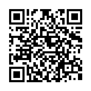手捧着精挑细选的康乃馨期待地望着自己二维码生成