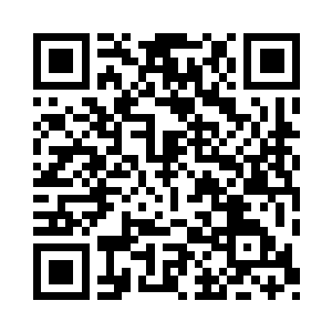 手掌力劈之下便是一道金色罡气破空而出二维码生成