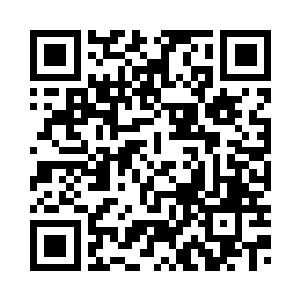 手机屏幕上是一组少儿不宜的画面二维码生成