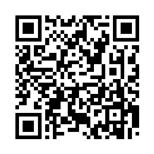 手里拿着整个学校唯一的一本教材二维码生成