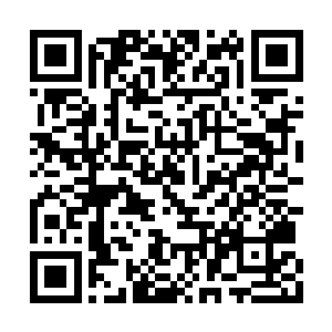 手里面的烟头就好像一枚子弹一样瞬间呼啸出去二维码生成