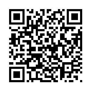 才发现里面赫然是两张奇怪的邀请卡二维码生成