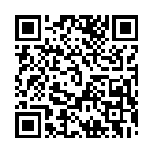 才能在他的眼窝附近发现无数细小的皱纹二维码生成