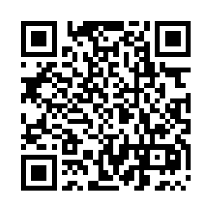 才震惊地发觉整把手枪竟然已被捏变了形二维码生成