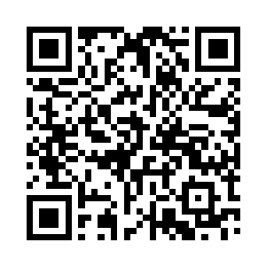 打开门依旧看到的是钱万贯那张滚圆的脸二维码生成