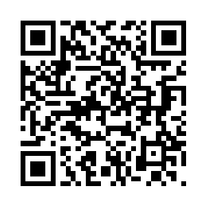扭动着她的蜂腰翘臀从楼上走了下来二维码生成