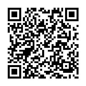 找我的次数立刻变得频繁起来……你和我的接触二维码生成