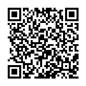 把四五丈高的城堡石墙也烧灼出一个个的大窟窿二维码生成