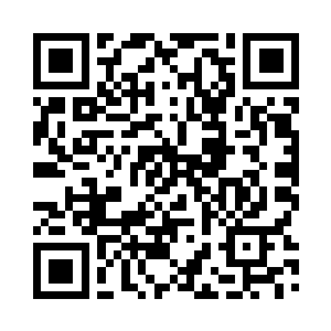 把在地上锻炼那些男人们也都吓着了二维码生成
