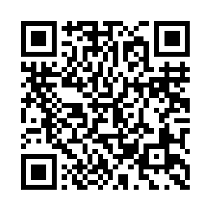 把山腹之中开凿出来的人工通道照得一片透亮二维码生成